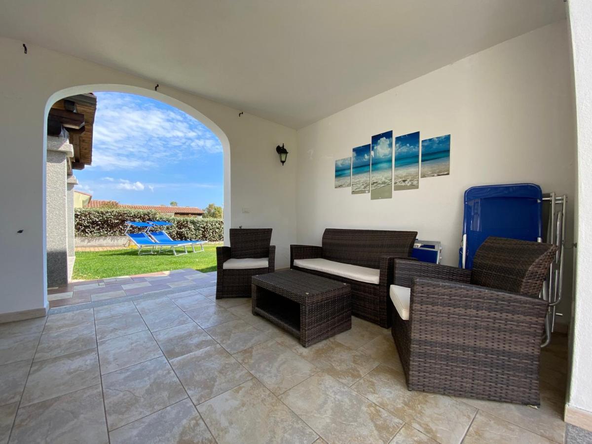 Le Residenze Di Baia Sant'Anna Villa Tanaunella Exterior photo